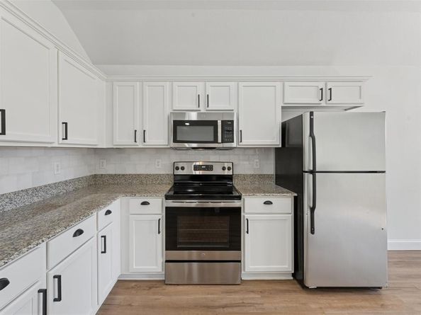 810  Ranch Road , Dallas Texas 75253