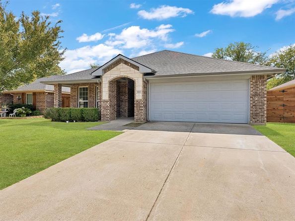 810  Ranch Road , Dallas Texas 75253