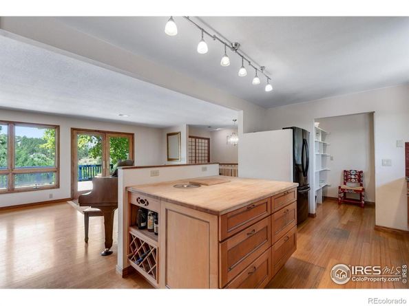 819 5th Avenue, Lyons CO 80540