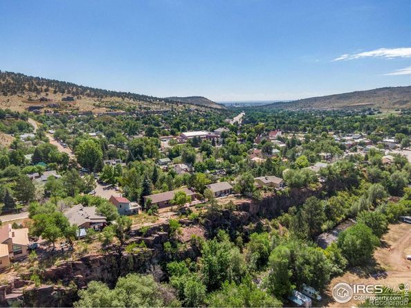 819 5th Avenue, Lyons CO 80540