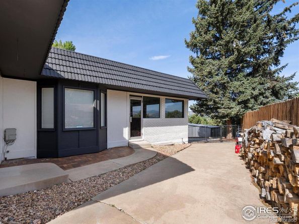 8233 W 62nd Place, Arvada CO 80004