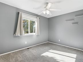 2007 S Rifle Street, Aurora CO 80013