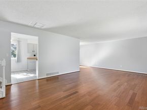 2007 S Rifle Street, Aurora CO 80013