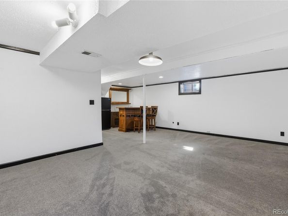 2007 S Rifle Street, Aurora CO 80013