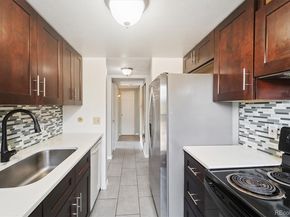6490 S Dayton Street L07, Englewood CO 80111