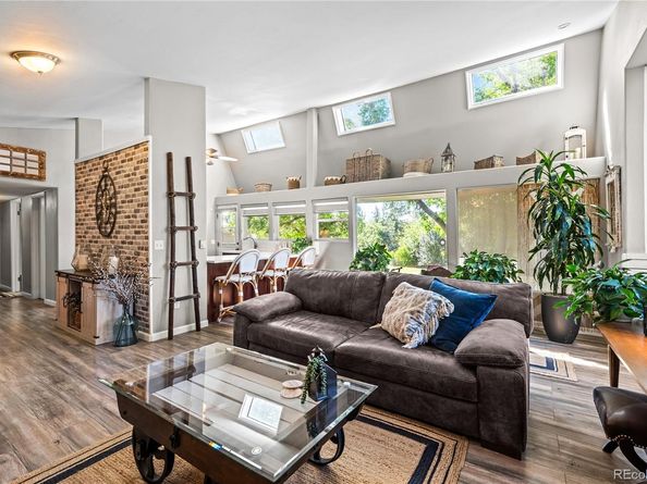 7770 S Estes Street, Littleton CO 80128