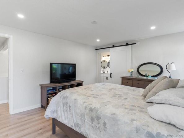 11136 E Linvale Drive, Aurora CO 80014