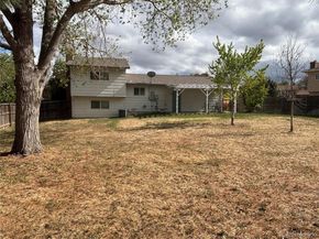 950 S Waco Way, Aurora CO 80017