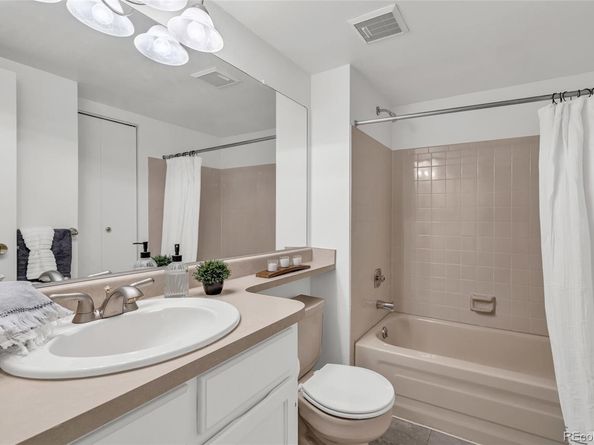 8335 Fairmount Drive 4107, Denver CO 80247