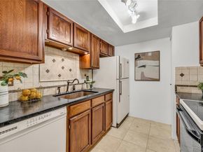 8335 Fairmount Drive 4107, Denver CO 80247