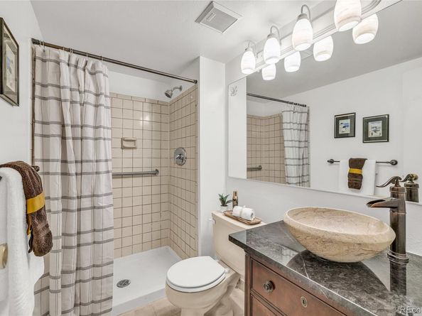8335 Fairmount Drive 4107, Denver CO 80247