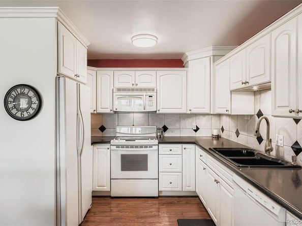 9335 E Center Avenue 11D, Denver CO 80247