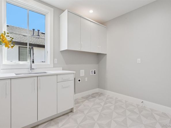 3330 E 4th Avenue, Denver CO 80206