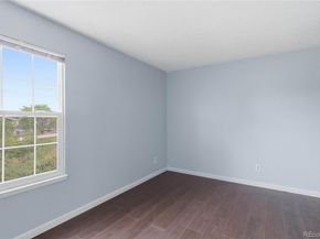1653 S Blackhawk Way B, Aurora CO 80012