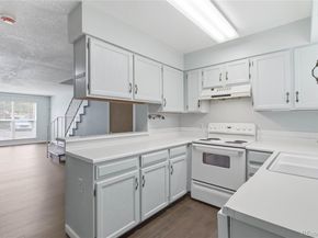 1653 S Blackhawk Way B, Aurora CO 80012