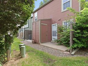 1653 S Blackhawk Way B, Aurora CO 80012