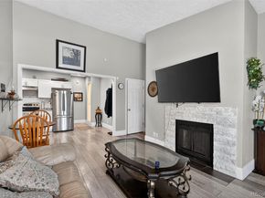 841 crisman Drive 9, Longmont CO 80501