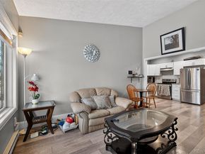 841 crisman Drive 9, Longmont CO 80501