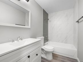 2575 S Syracuse Way H201, Denver CO 80231