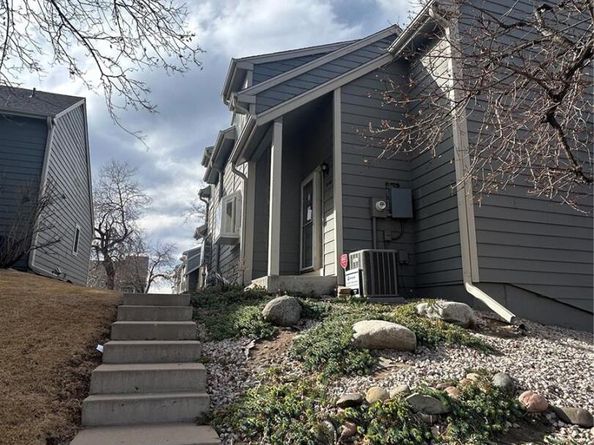 2002 S Worchester Way, Aurora CO 80014