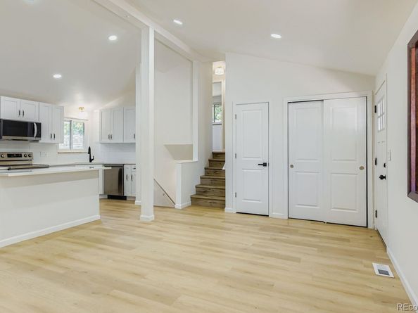 301 S Newland Street, Lakewood CO 80226
