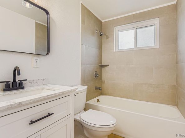 301 S Newland Street, Lakewood CO 80226