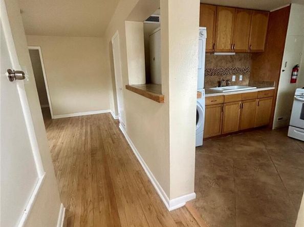 2073 S Acoma Street, Denver CO 80223