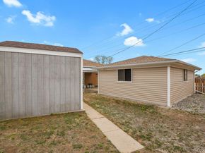 7201 Avrum Drive, Denver CO 80221