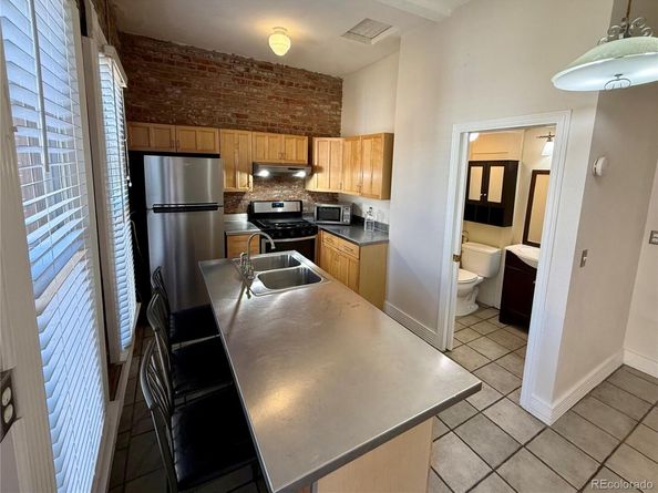 2431 Tremont Place, Denver CO 80205