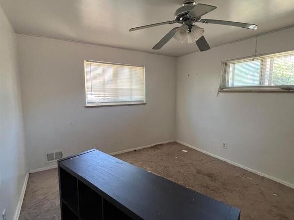 Undisclosed Address #2551906, Aurora CO 80011