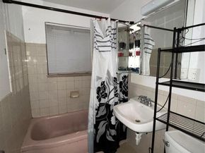 Undisclosed Address #2551906, Aurora CO 80011