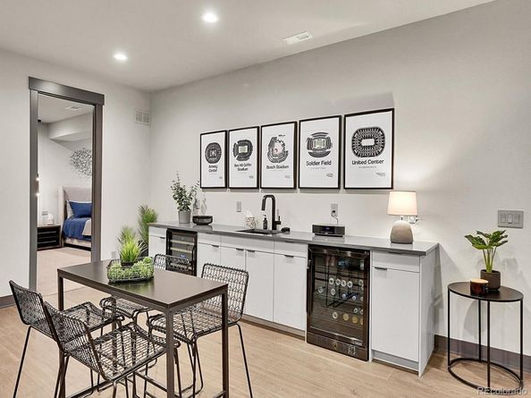 6736 S Flanders Court, Aurora CO 80016