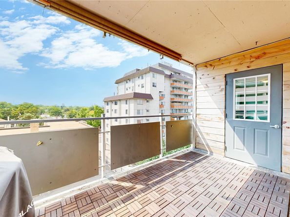 1121 Albion Street 601, Denver CO 80220