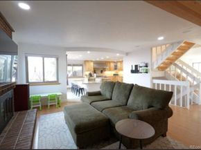 5462 S Ventura Court, Centennial CO 80015