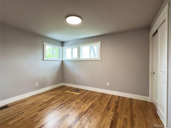 10025 W 8th Avenue, Lakewood CO 80215