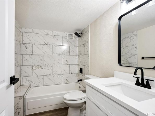 13631 E Marina Drive 201, Aurora CO 80014