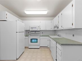 750 S Clinton Street 2B, Denver CO 80247