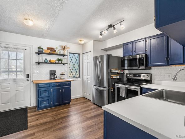 6738 S Independence Street, Littleton CO 80128