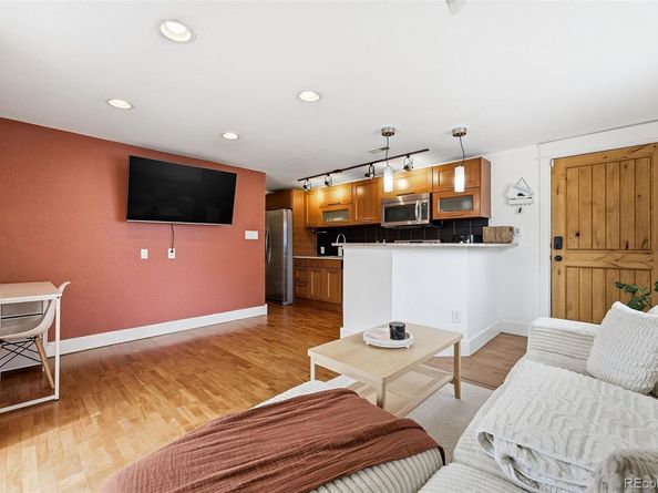 195 S Pennsylvania Street 107, Denver CO 80209