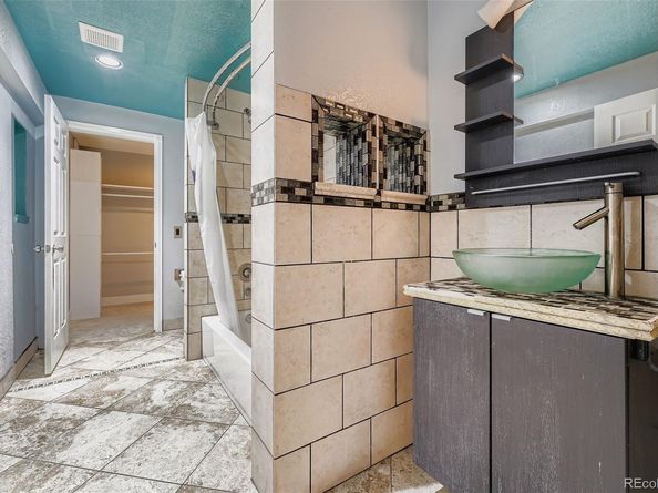 7041 S Valdai Street, Aurora CO 80016