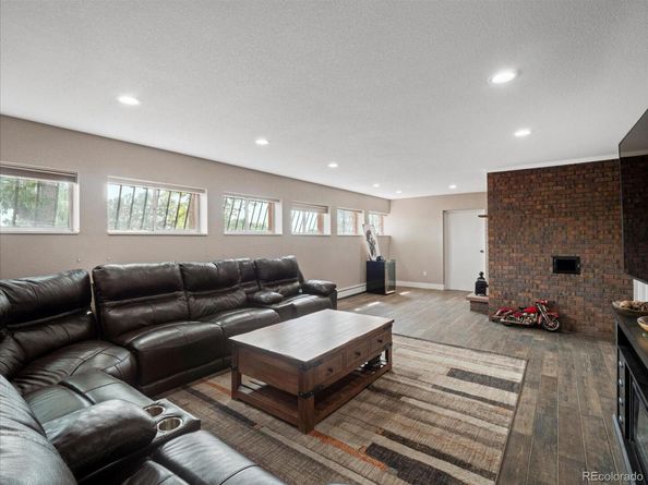 8233 W 62nd Place, Arvada CO 80004