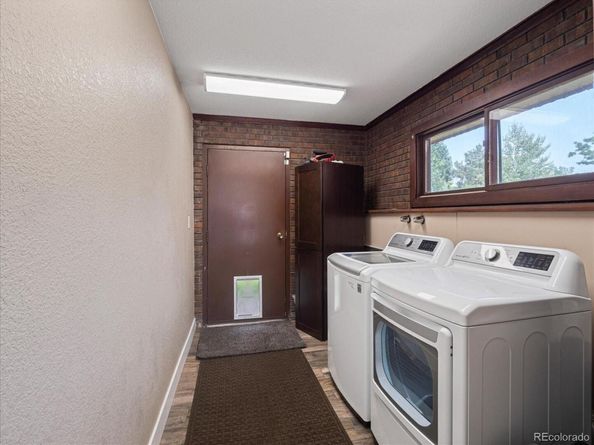 8233 W 62nd Place, Arvada CO 80004