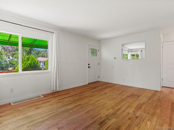 Undisclosed Address #9422281, Aurora CO 80010