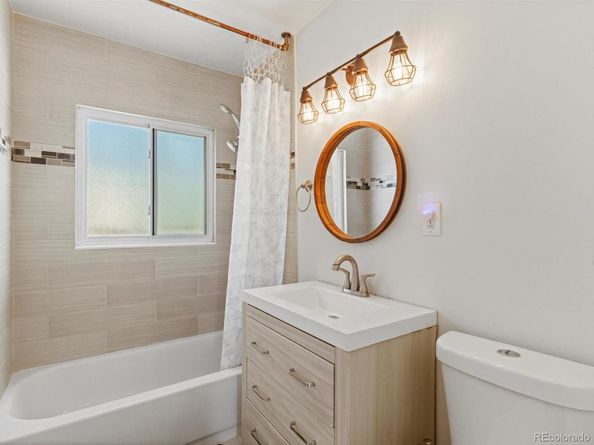 Undisclosed Address #9422281, Aurora CO 80010
