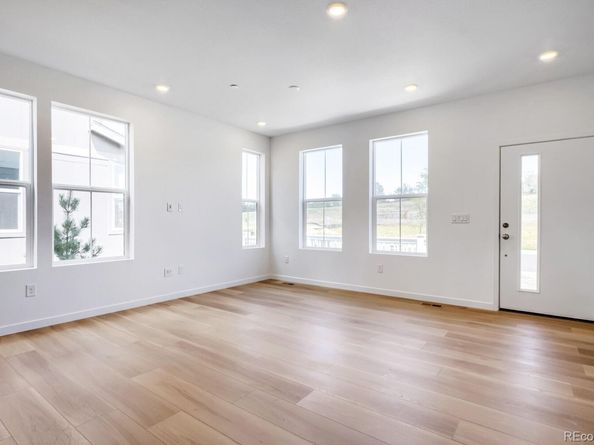 7663 S Mobile Way, Centennial CO 80016