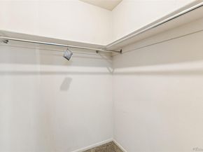 143 Oakland Court, Aurora CO 80011