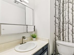 143 Oakland Court, Aurora CO 80011