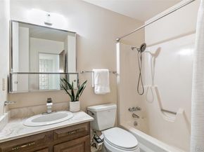 143 Oakland Court, Aurora CO 80011