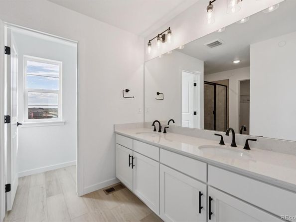 9251 Telluride Court, Commerce City CO 80022