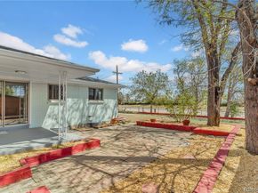 3040 Cimarron Street, Aurora CO 80011
